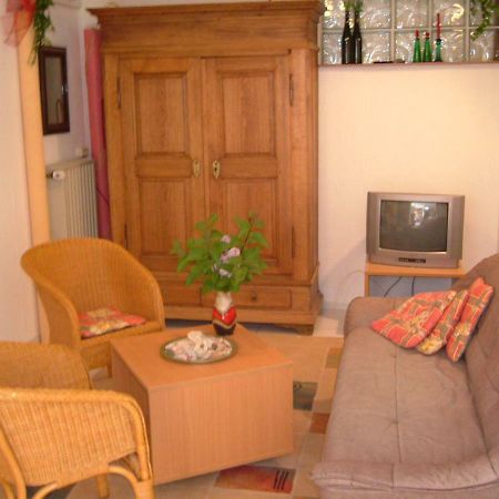 Querbach Appartement Burgen  Buitenkant foto